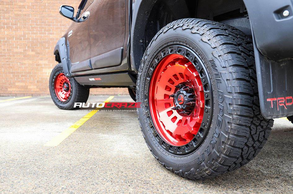 TOYOTA HILUX N80 4WD ZEPHYR CANDY RED